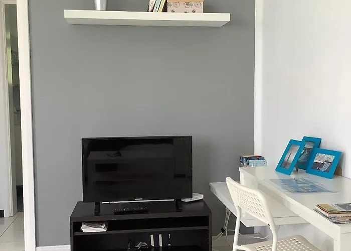 Vrys Close To The Apartament