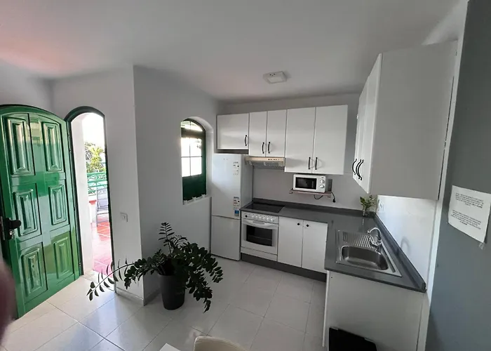 Apartament Vrys Close To The *